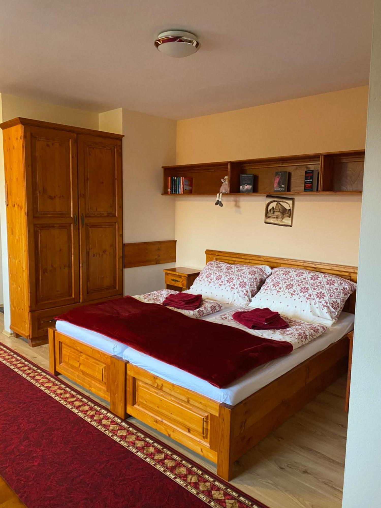 Apartman Dorian Bešeňová Eksteriør billede